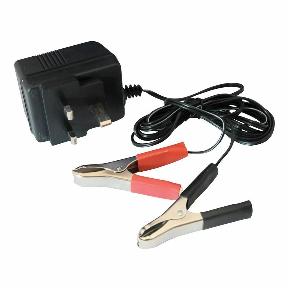 Silverline Automotive Vehicle 12V Trickle Charger 1 Silverline Automotive Vehicle 12V Trickle Charger